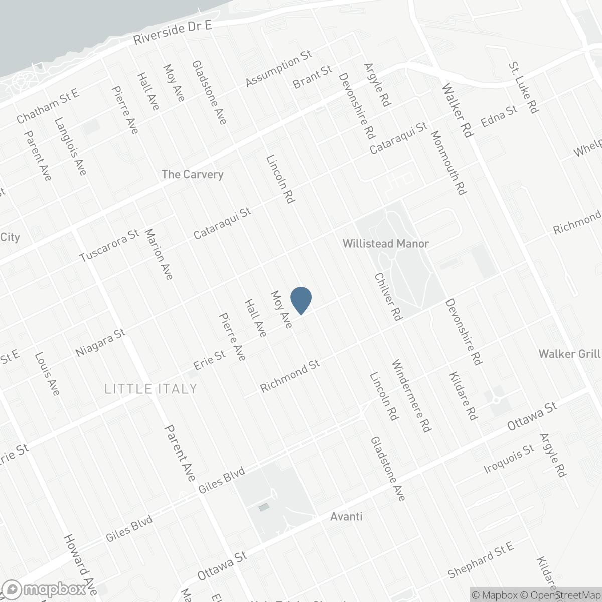 977 GLADSTONE, Windsor, Ontario N9A 2R5
